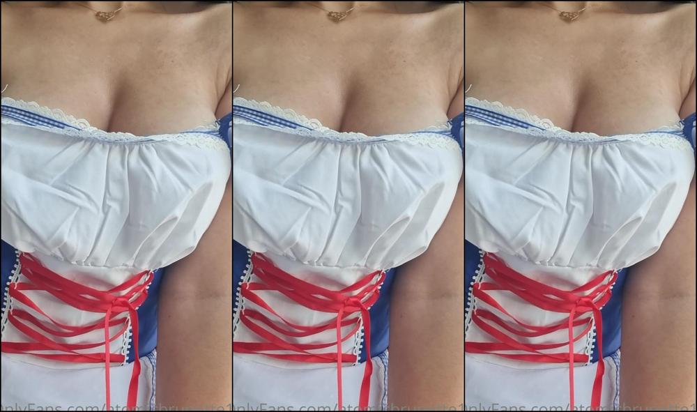 Atomicbrunette18 1 212