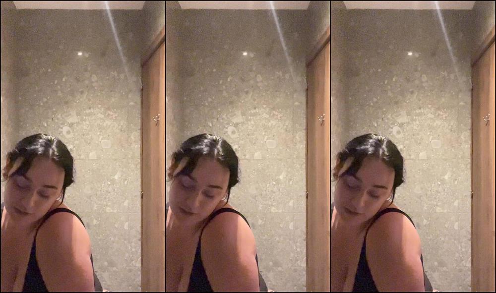 "Tiffanybabe01" masturbation, dildo fucking, orgasms, public toilet, pussy play restaurant orgasm xxx manyvids