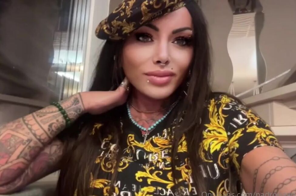 Mistress Desideria Godiva Nicknamed Padronagodiva 04 03 2024 Onlyfans Video Si Nasce O Si Diventa