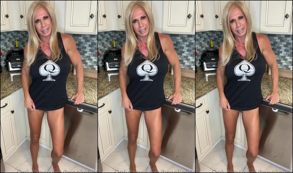 Brooketyler Good Thursday Everyone Let S Talk Nude Beach Etiquette If