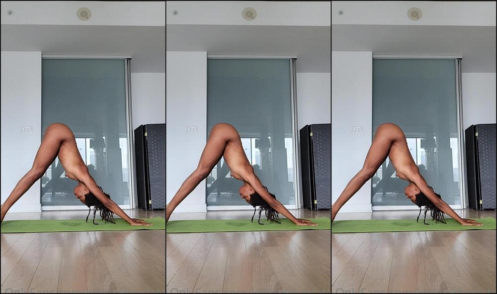 Kismetcharlatan A Quick Early Morning Yoga Session I Love To Start My Day By Checking I