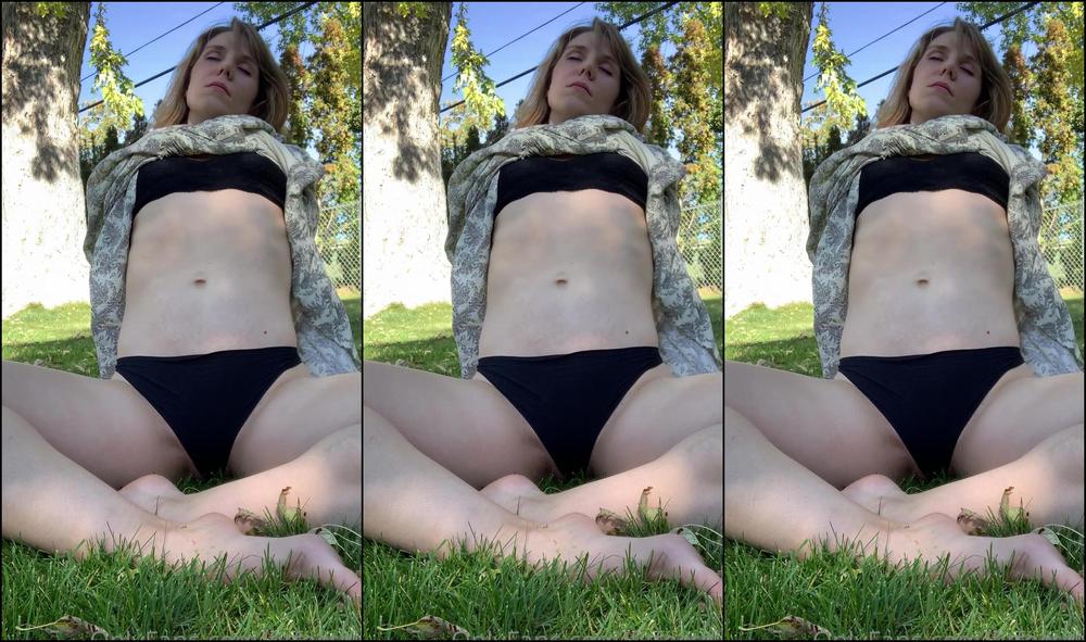 Fityoginina Spontaneous Self Worship My Toes Taste Like The Earth And The Changing Of Seasons Touchi