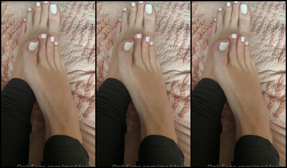 Goddess Mads Nicknamed Mad4Soles Onlyfans Good Morning From My Perfect Toes Already Tipsy Off Of Champagne It S Going To Be A Good Day