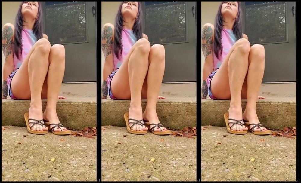 Mssjada Nicknamed Mssjada Onlyfans Flip Flop Dangle And Soles 8 Pictures And A Dangle Video 9