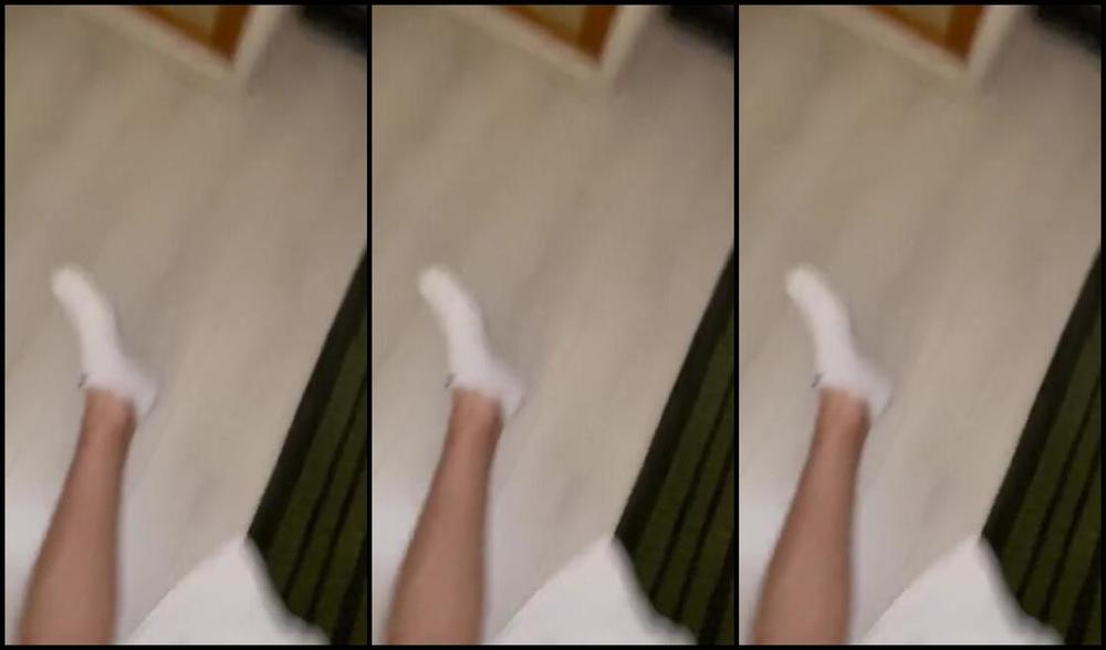 Fendi Feet Aka Goddessfendi Onlyfans Ooops I Think My Nails Were A Lil Too Long When I Shoved Them Down Hisp