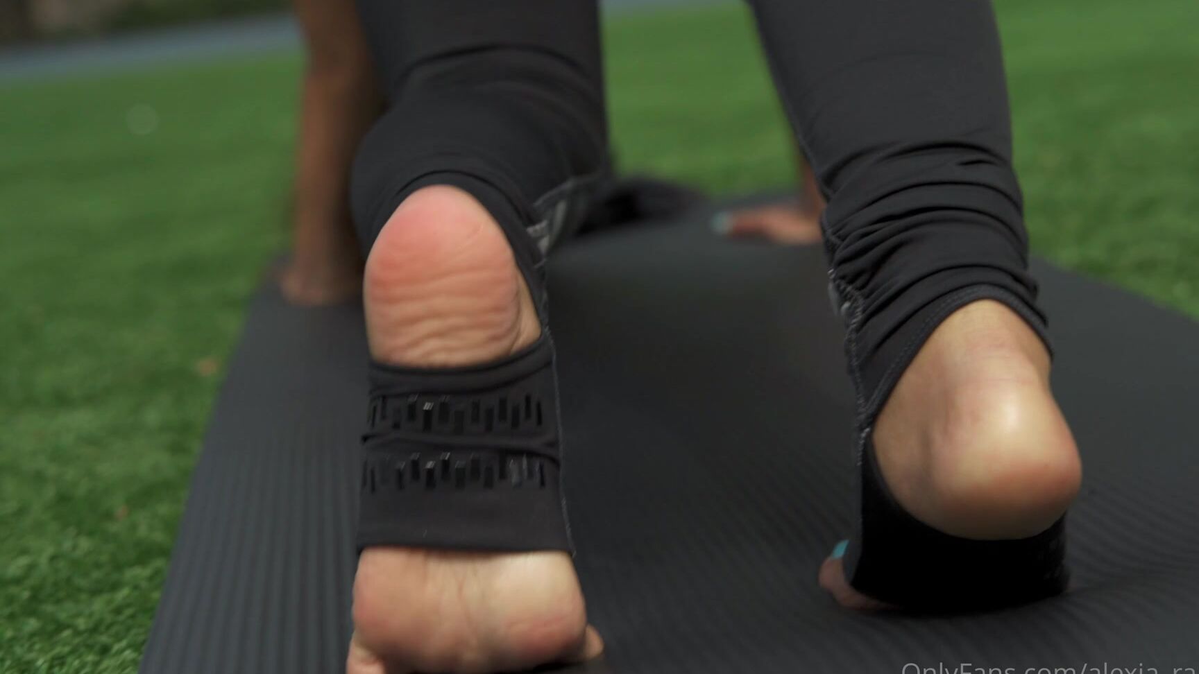 Alexia Ramsey Stirrups In The Park After A Workout We Ran