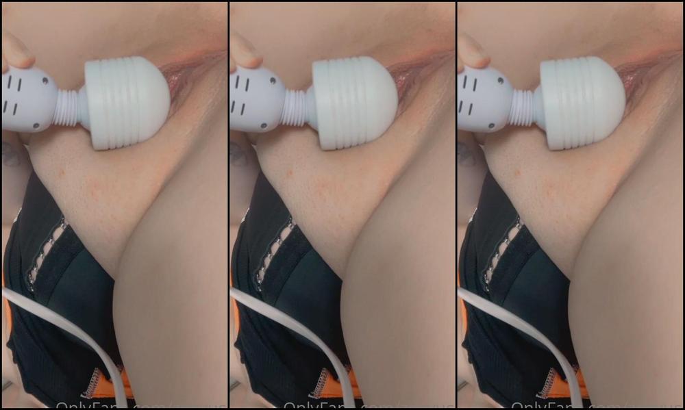 zoeyuso-17-07-2021-2164615191-do-you-like-my-yummy-pussy-hehe