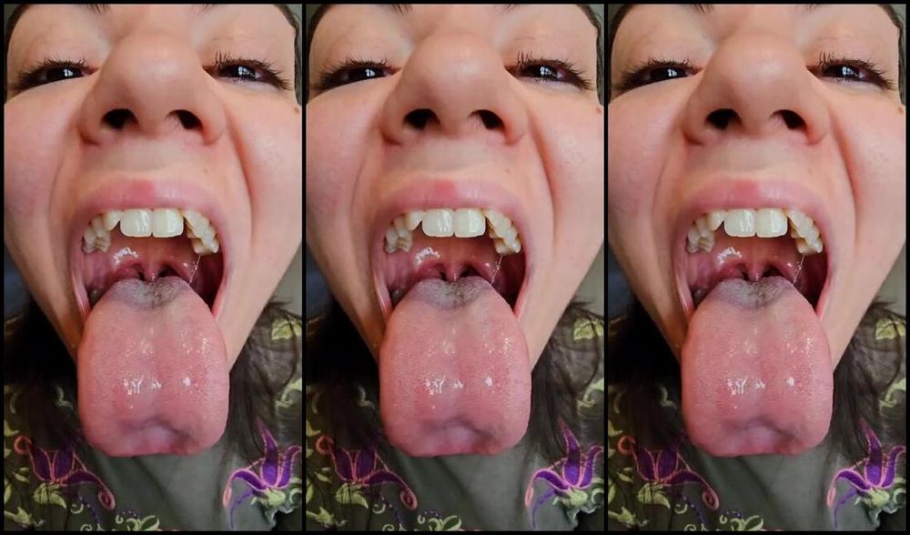 Emily Maxemilweber Nicknamed Maxemilweber 11 09 2023 Onlyfans Video My Tongue This Morning When I Woke Up Was Really Flavorful La Mia