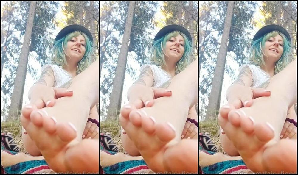 Freakyfjonda Onlyfans Video And Pics Also W Boobs Thank You For Making Me Welcome In The Footcommunity For One Whole 15