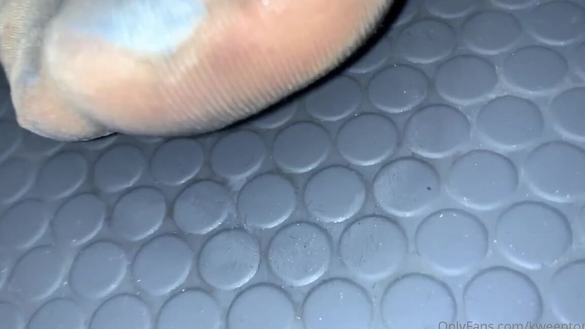 Tomato Juice Kween Nicknamed Kweentomato Onlyfans 01 26 2023 Stewardess On Point One Of My First Patreon Videos Posted On Youtube In 2019 A Dear G