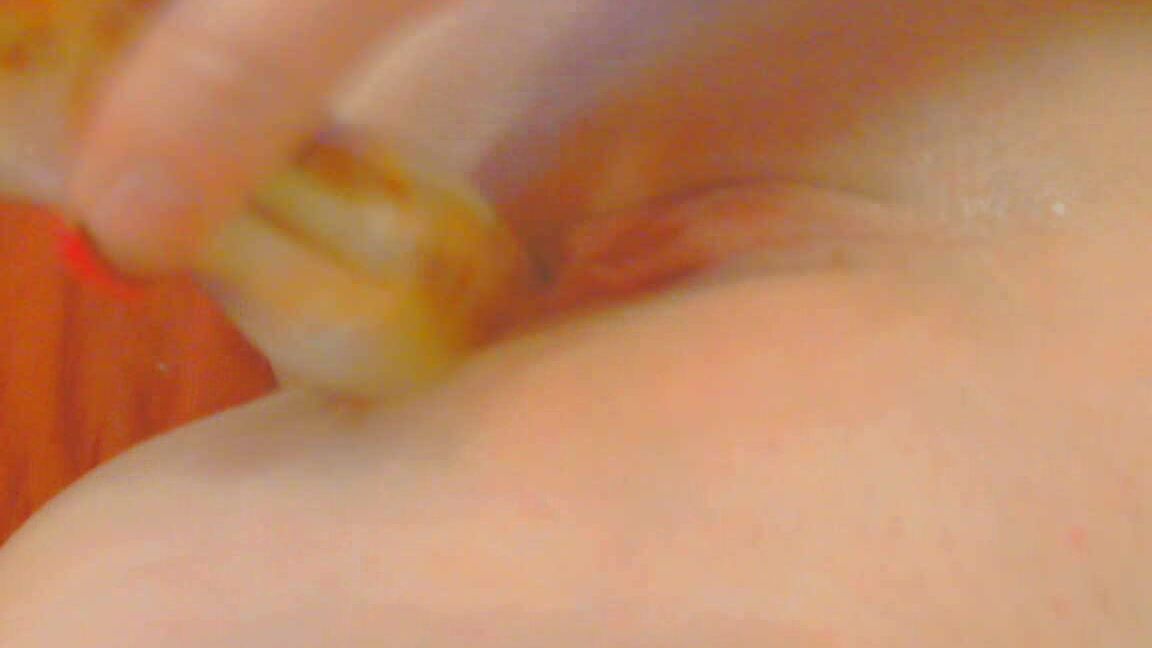 Bouncybritney Yellow Glass Dildo Cum