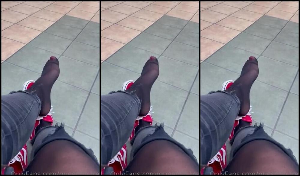 Queenfeetred Nicknamed Queenfeetred Onlyfans Have Nice Weekend6