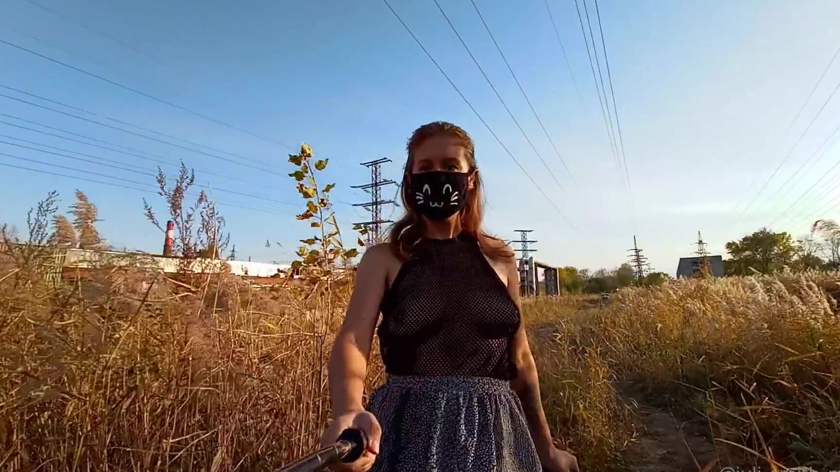 Juli Smith Meow Walking In Front Of The Factory And Candle My Pussy