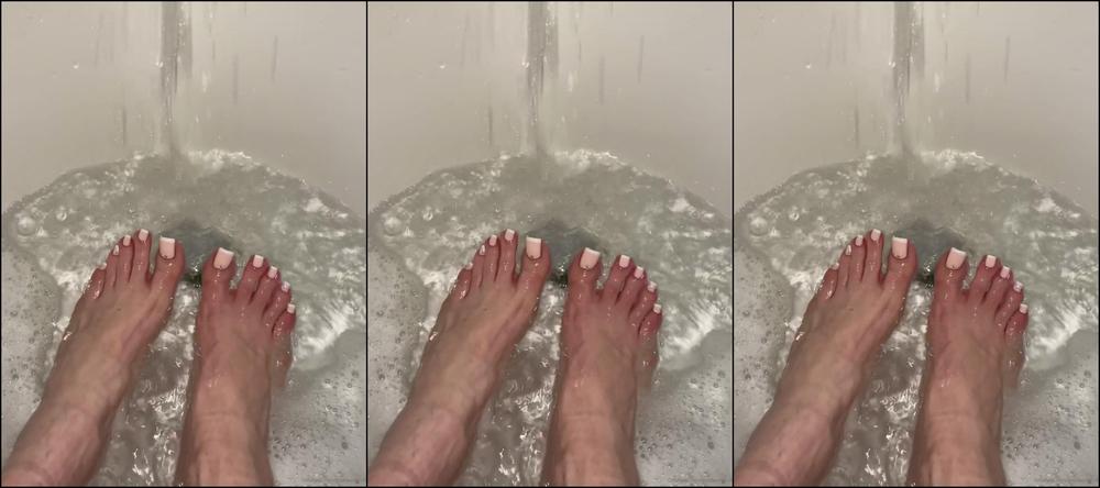 Goddessfendi 2708185892 12 06 2022 I Ve Been Under The Weather This Week But I M Finally Starting To Feel Better So I Ll