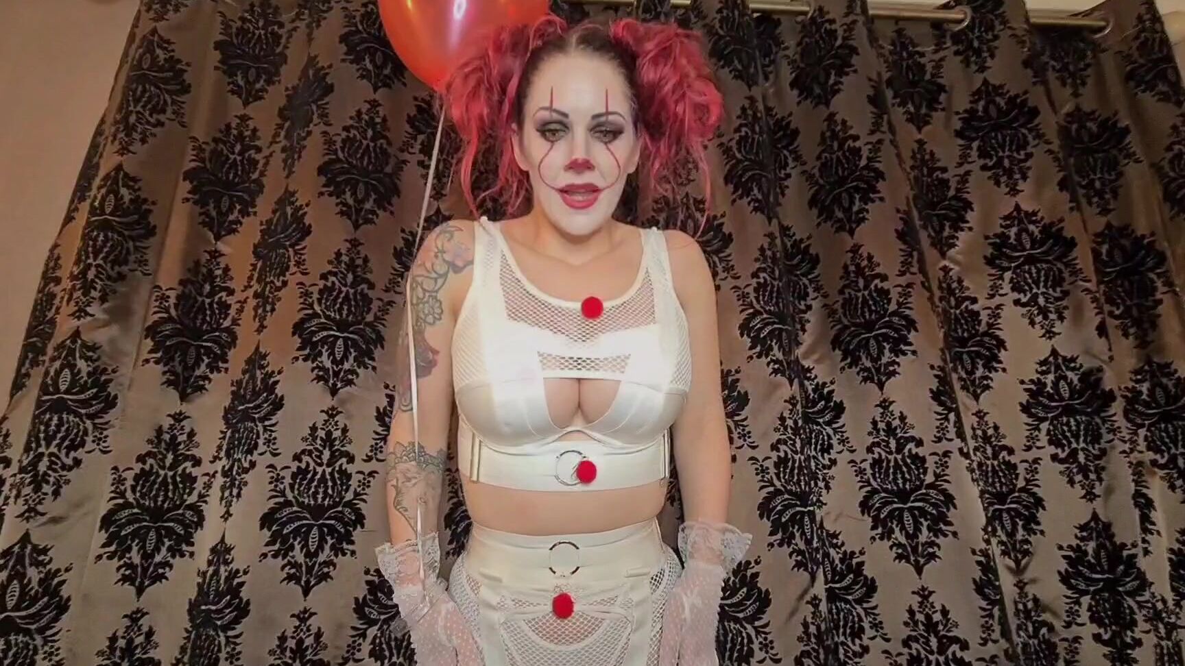 Ruby Onyx Cum Hungry Pennywise Suck It
