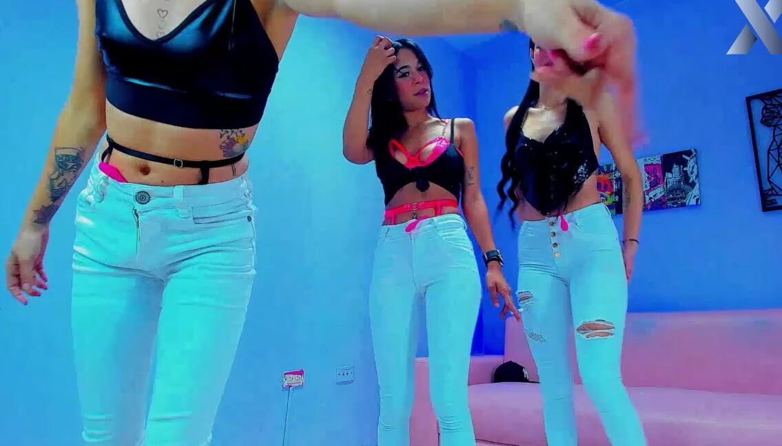 Xlivestudio Narco Hires Escorts To Fuck Their Faces