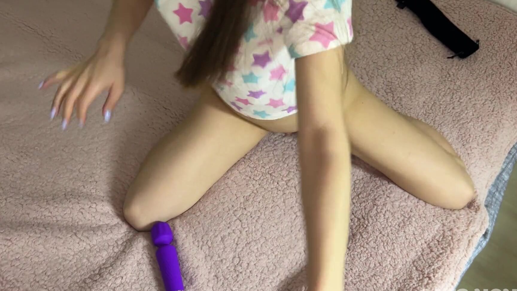 Cats house Testing a vibrator - POV Pornhub