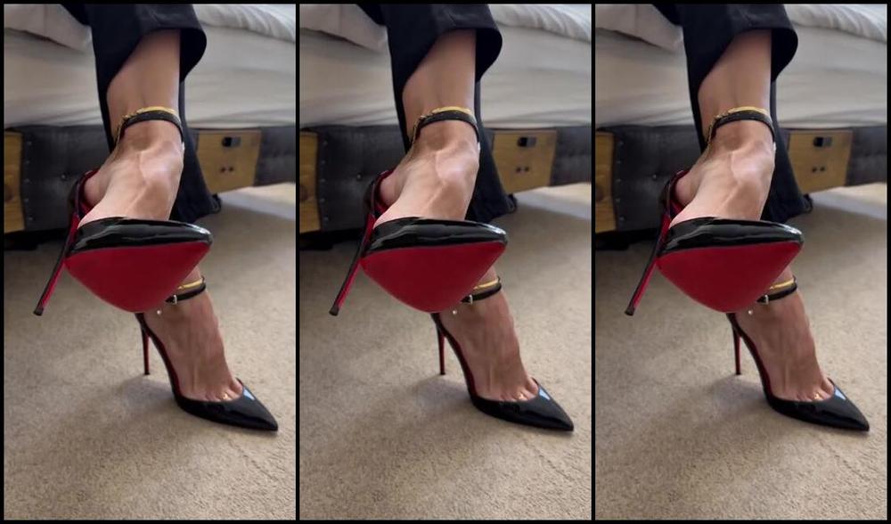 Heels Of Mine Nicknamed Heelsofmine 11 26 2024 Onlyfans Video How Do You Like My Work Uniform