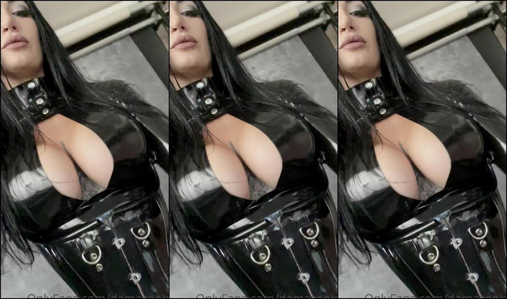 Mistress Damazonia Hey Boys Do You Like Me In Latex