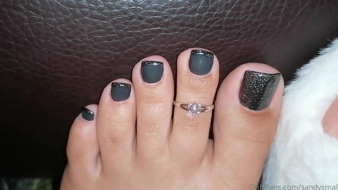 Sandysmallfeet Lickable Toes Enjoy The Sexiest Toes In This Black Sparkling Matte Combo