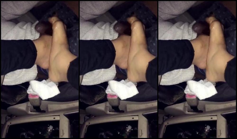 Blatina Goddess Onlyfans 10 18 2019 One Of My Followers From Instagram Wanted To Sniff And Jerk To My Perfect Goddess Feet