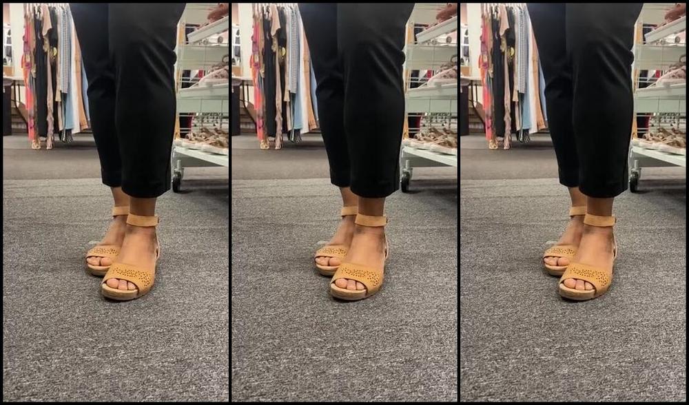 Firstclasssoles Aka Fc Soles Onlyfans 02 16 2023 Stranger Shopping City Trends Jan 2023 Amazing Feet She Blew My Mind When She Took