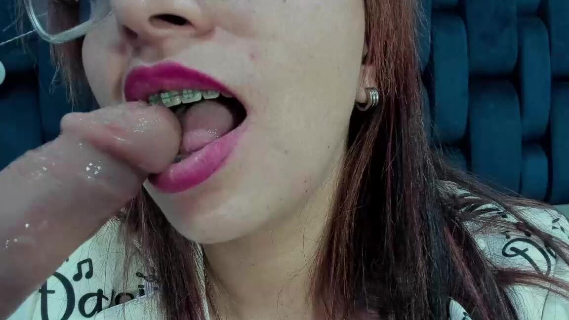 "Coconutsex" gags, mouthfetish, sloppy, spitfetish, tonguefetish Spit Master Expert in Spit manyvids