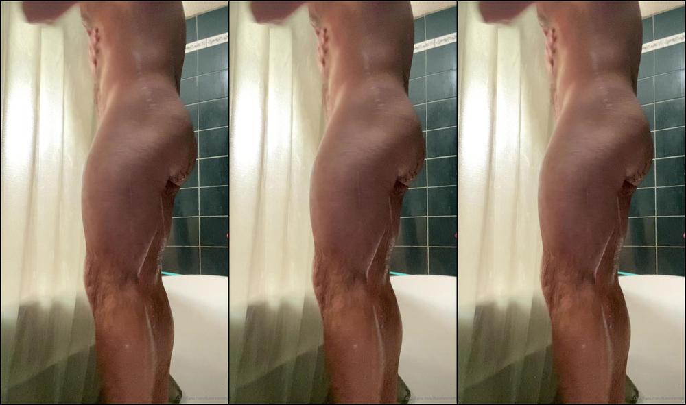 Funmrsmith Showing Off In The Shower Up North