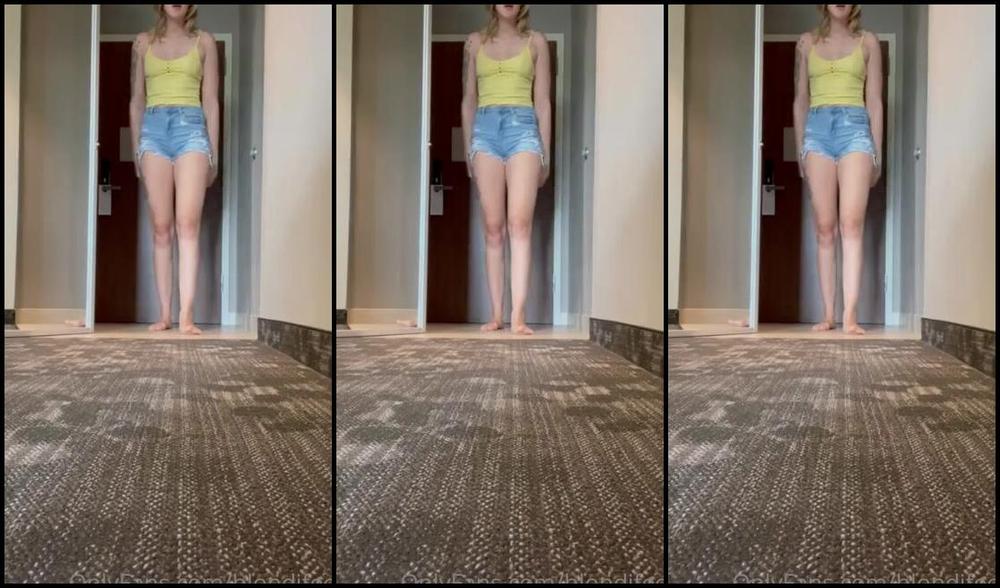 Blondifeet Foot Fetish 01 03 2022 Onlyfans Video You Are In Awe As I Walk Toward You