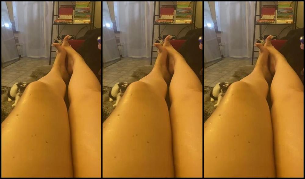 Anushkavelvet Onlyfans Heatwave Chronicles Would You Suck The Sweat Off My Perfectly Pedicured Feet 2