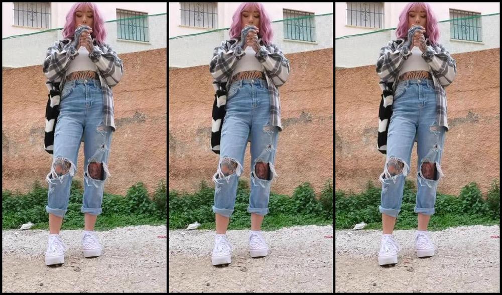 Queen Kinkerbell Nicknamed Kinkerbell23 Onlyfans Ive Taken Myself On A Relaxing Break To The Coast Which Means Ill Be Creating New