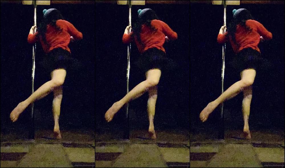 Emeryeverest Slow Motion Strip Tease