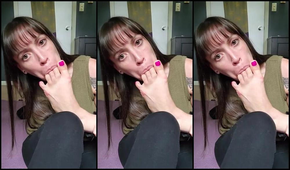 Crystal Paris Nicknamed One Lonely Foot 08 24 2024 Onlyfans Video Stroke While I Taste Myself