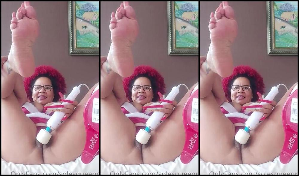 Meryann Aka Solesqueenrd Onlyfans Using The New Outfit And Lil Funn