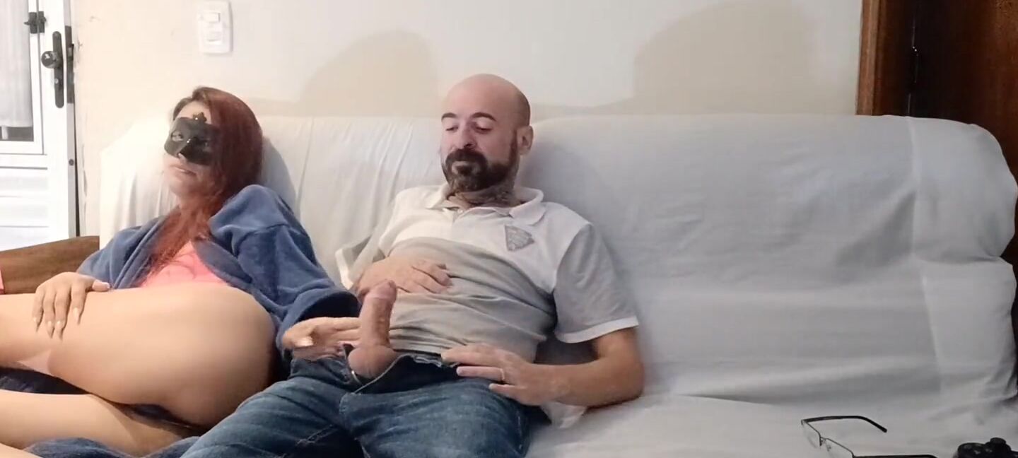 renatasurtada Na sala com minha amiga e vizinha fiquei exitado Pornhub