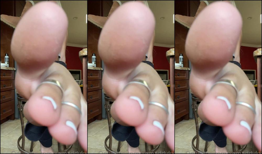 Xomaddykxo Omg Look Who Showed Up At My Door Unfortunately A Little Beta Let S Have A Little Fu