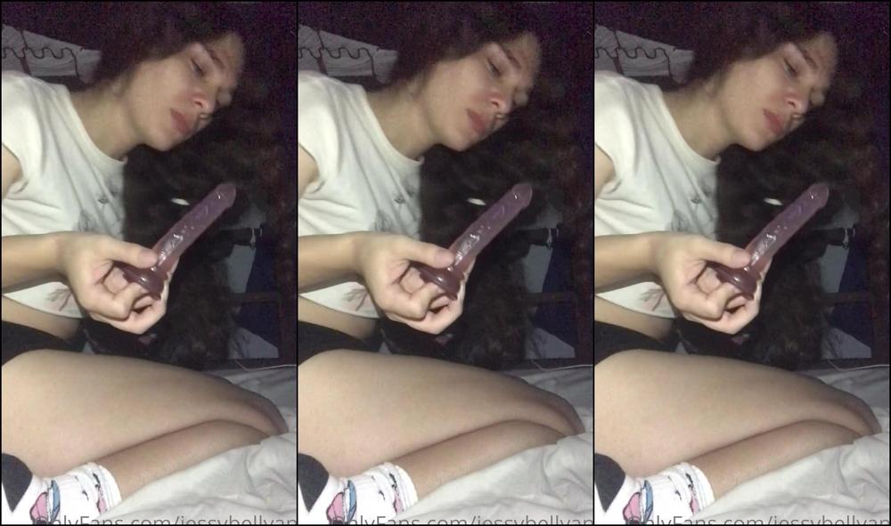Jessybellyana Pounding My Bussy With The Only Dildo I Have I Really Need A Man To Creampie Me Rn Bunny