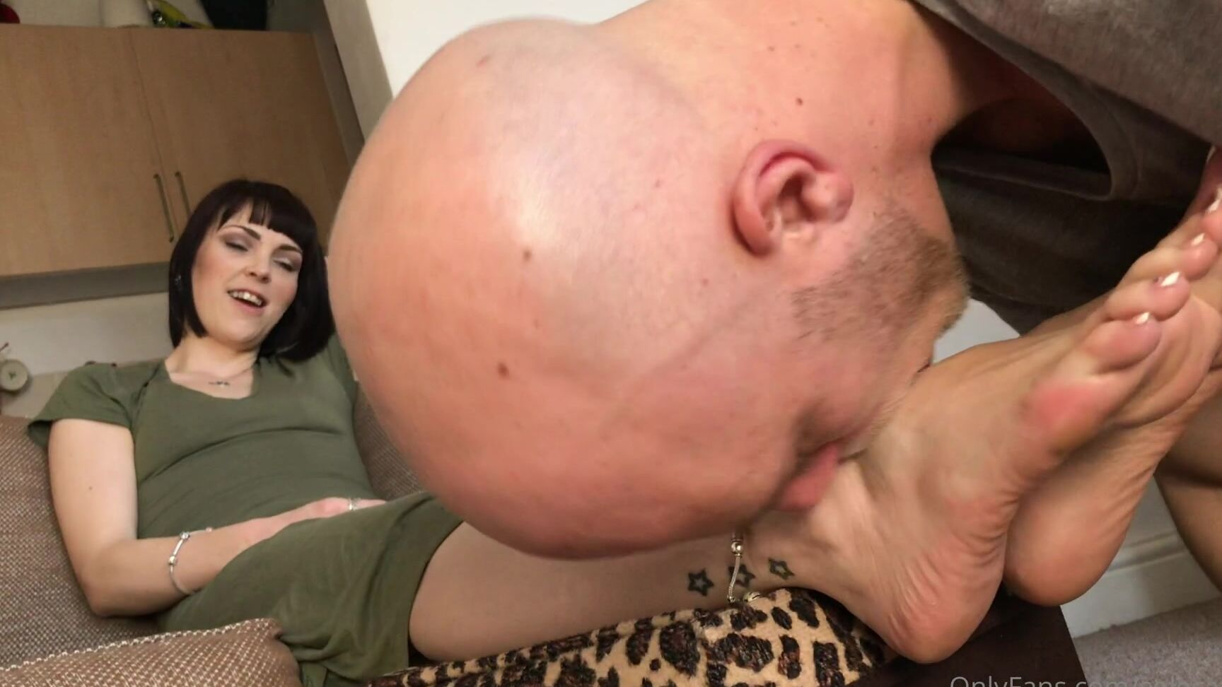 solecatcher-29-01-2022-2345987913-going-through-forgotten-content-on-some-of-my-drives-and-found-this-gem-of-a-foot-worship-