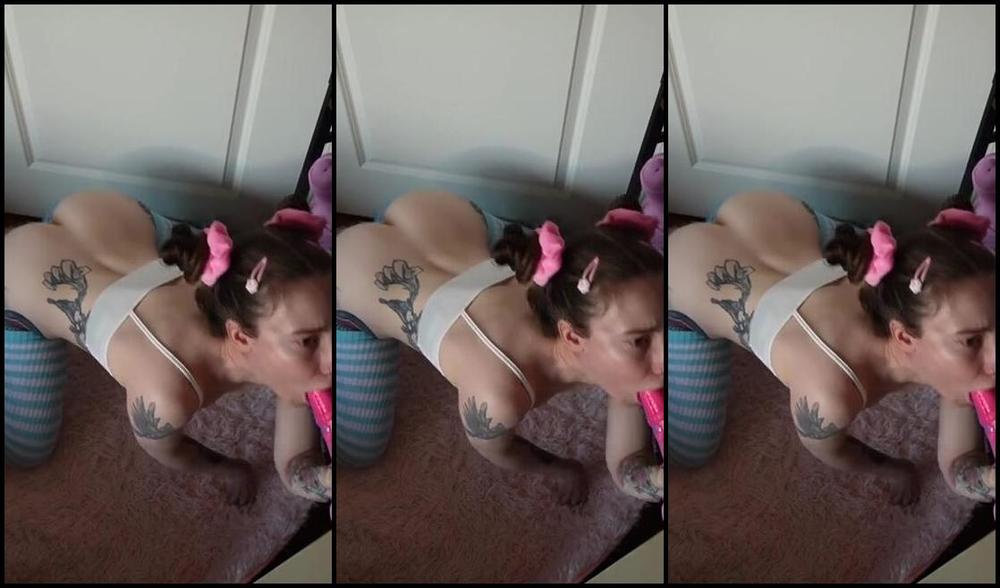 Lilijunex Onlyfans Week 7 Of My Weekly Throat Training How Many Head Pats Did I Earn Todayp