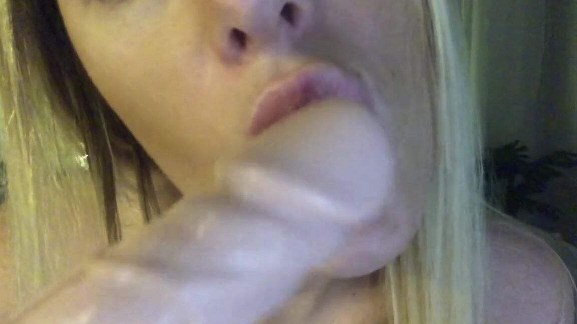 Miss Cassi Nicknamed Misscassi Onlyfans Licking Sounds