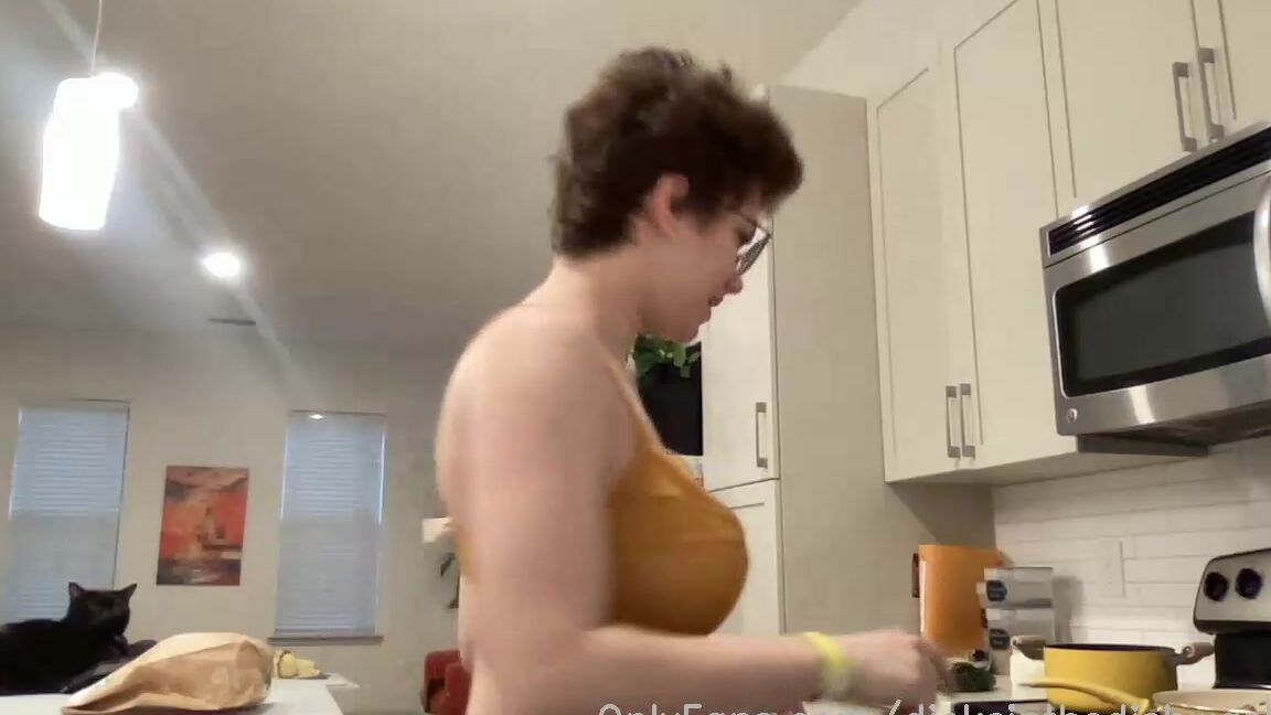 Dicksinthedishwasher Stream Started At Pm Cook With Me