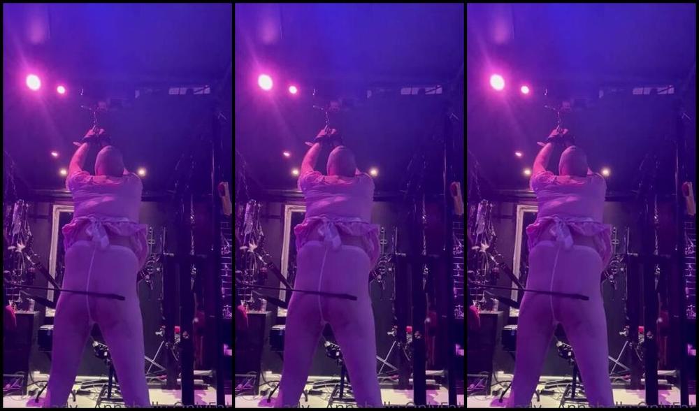 Lady Annabelle Onlyfans You Know What Turns Me On A Very Obedient Men Who Will Do As His Told At All Times Sub0 Regulus