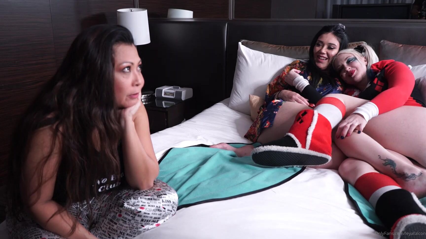 Leyafalcon Harley S Sleepover