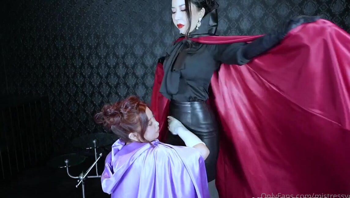 Mistressyouko Onlyfans I Released A New Cape Fetish Clip Ft Mei Peacock On My Japanese Clip Store I Dropped It In Your In