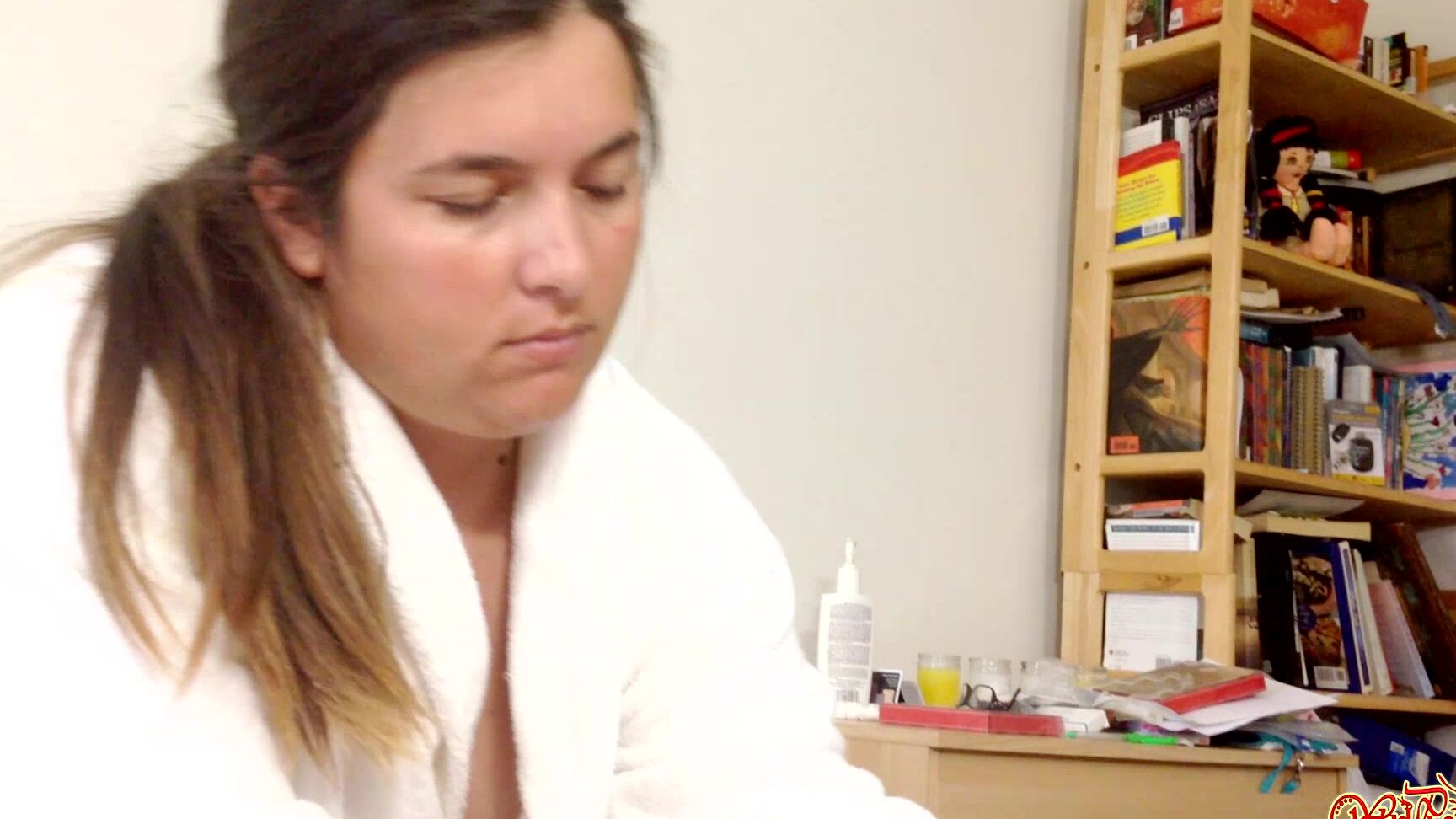 Ignore, CFNM, Facials, Handjobs, Brat Girls wild phoenix lazy handjob with a facial ManyVids