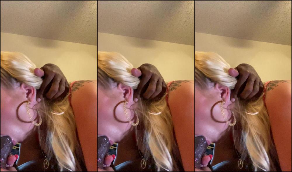 Deliciousondemand So Dam Sexy Giving Pressure A Sloppy Gagging Bl