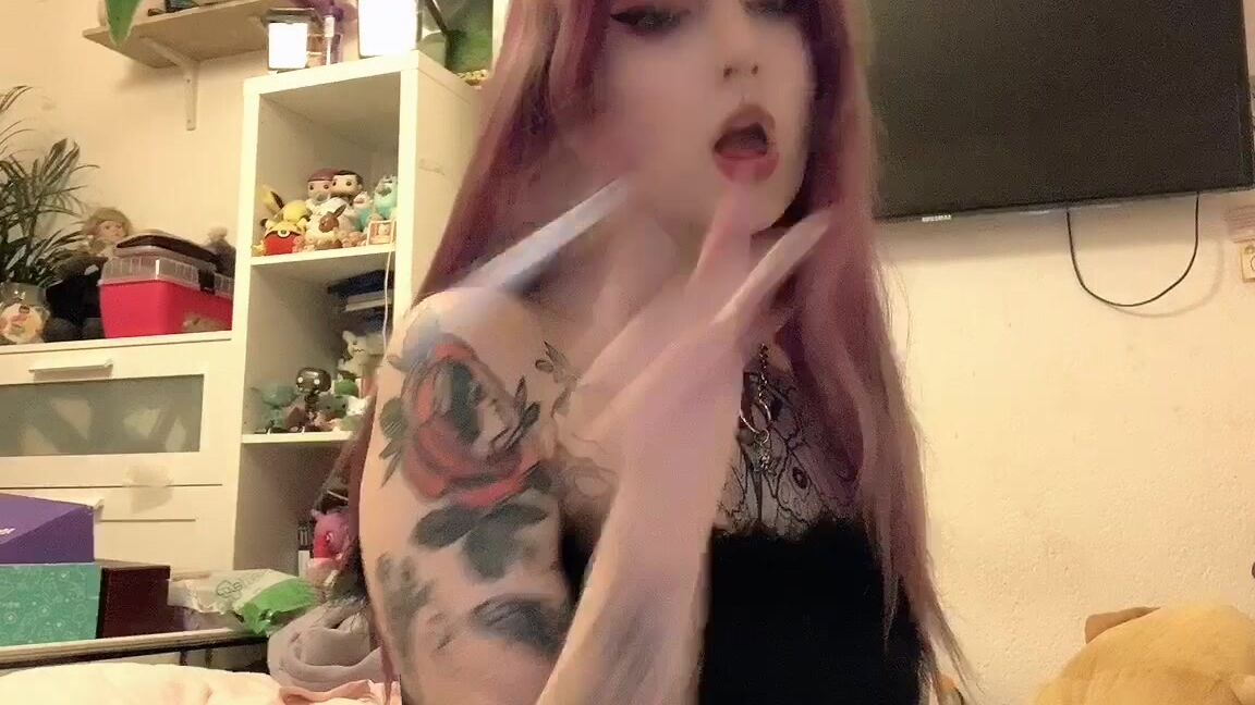 Deerbxby Smoking And Some Booty