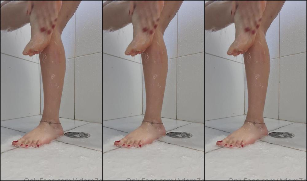 Adorezee Taking A Nice Shower In This Summer Washing My Feet For You Pervs