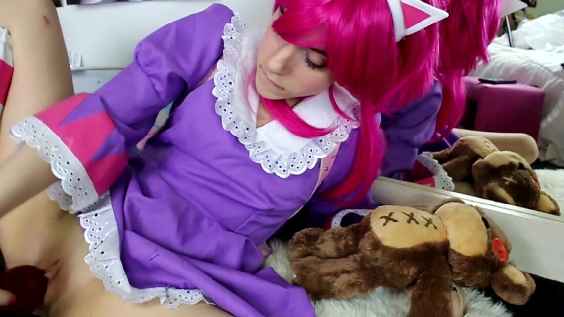 Cosplay, Dirty Talking, Games, POV, Role Play lana rain annie shows enemy rengar some afk time ManyVids