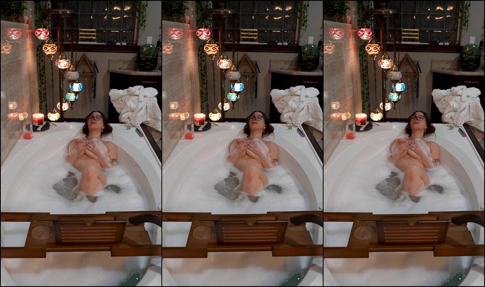 Bigtittygothegg 3225346535 03 13 2024 Unwind With Me In The Bath